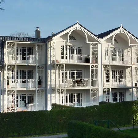Palais 8 Og1 *